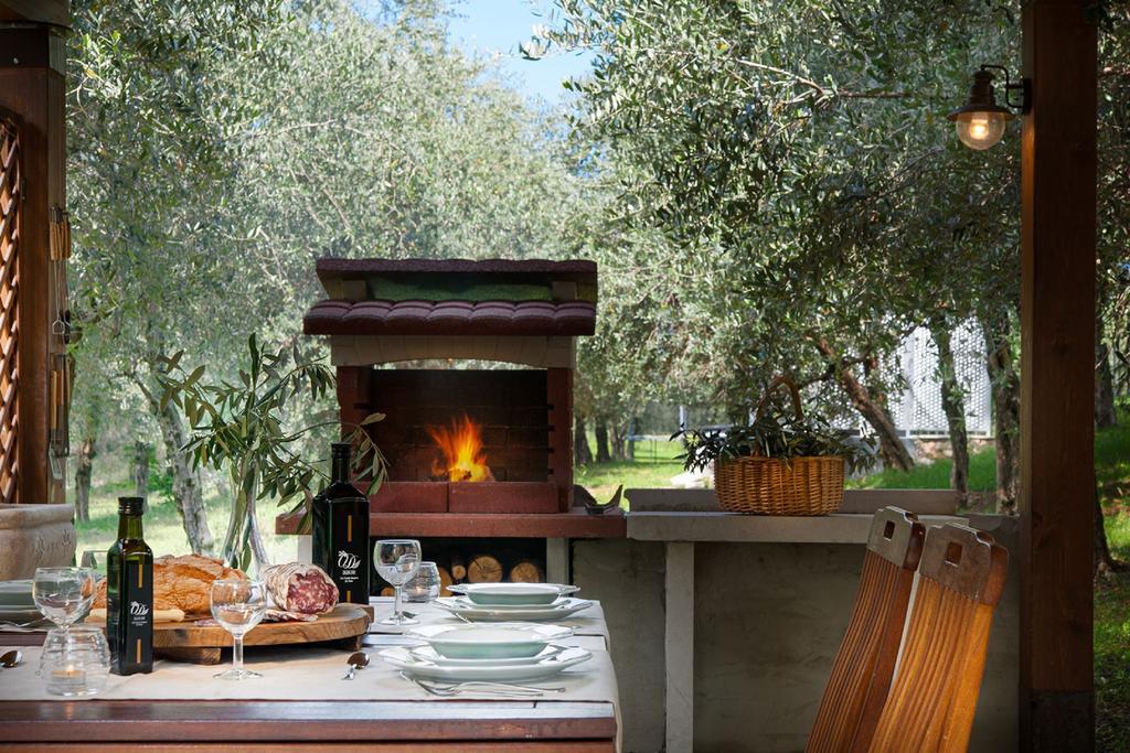 Olea Dei Holiday Apartments San Felice del Benaco Bagian luar foto