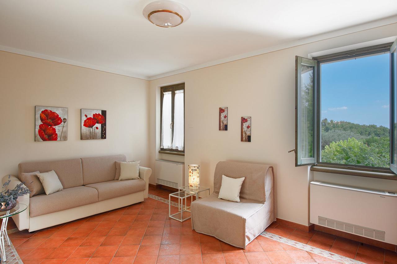 Olea Dei Holiday Apartments San Felice del Benaco Bagian luar foto