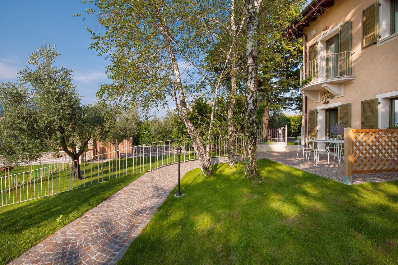Olea Dei Holiday Apartments San Felice del Benaco Bagian luar foto