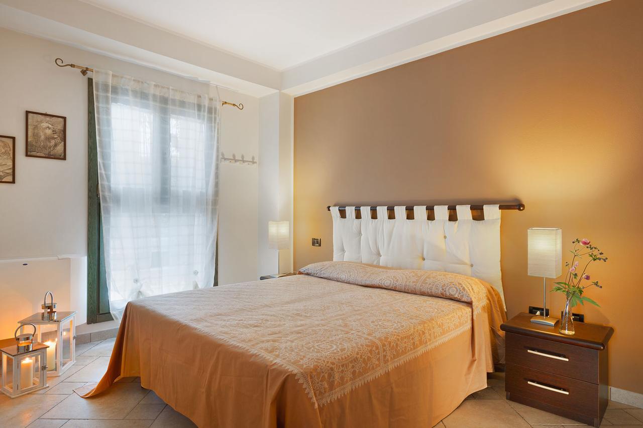 Olea Dei Holiday Apartments San Felice del Benaco Bagian luar foto