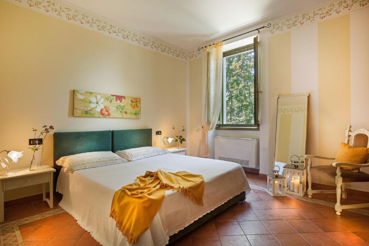 Olea Dei Holiday Apartments San Felice del Benaco Bagian luar foto
